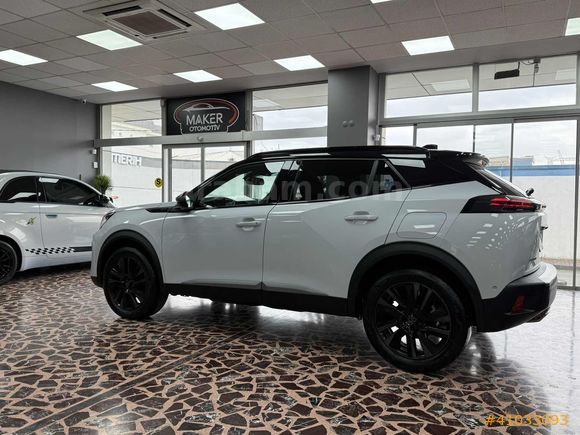 MAKER OTO'DAN 2025 MODEL PEUGEOT 2008 1.2 PURETECH GT EAT8