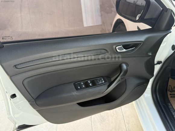 CARTAL AUTO'DAN RENAULT MEGANE 1.5 EDC JOY HATASIZ&BOYASIZ