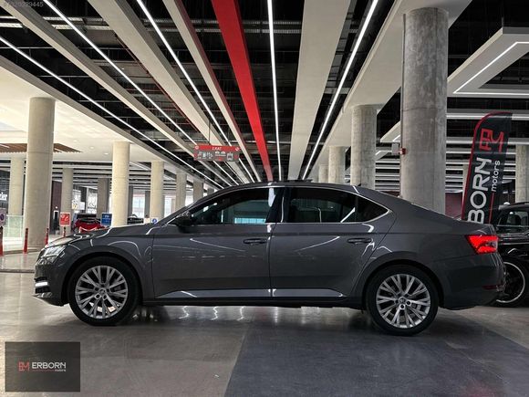 ERBORN'dan Superb 1.5 TSI Prestige | DEĞİŞENSİZ | CAM TAVAN |