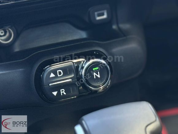 BORZ MOTOR'DAN 0.99 KREDİ 2015 CİTROEN C4 CACTUS 1.6 E-HDİ SHİNE