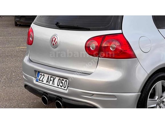 VİTRİN'DEN 2004 MODEL 1.6 BENZİNLİ GOLF
