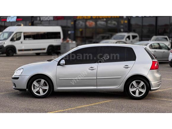 VİTRİN'DEN 2004 MODEL 1.6 BENZİNLİ GOLF