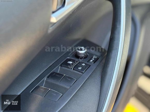 2021 TOYOTA COROLLA 1.8 HYBRİT DREAM
