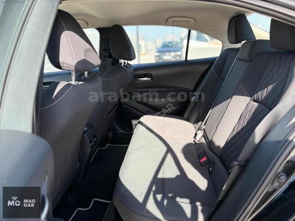 2021 TOYOTA COROLLA 1.8 HYBRİT DREAM