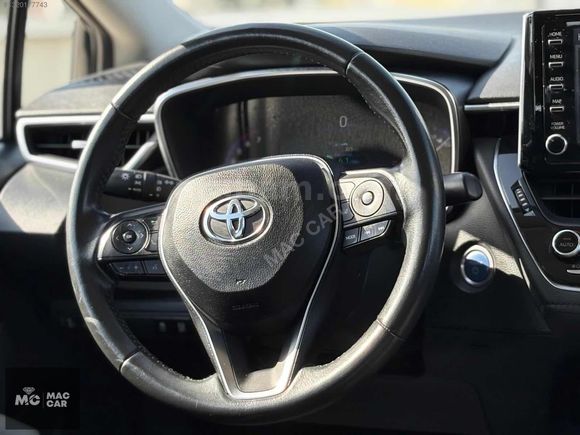 2021 TOYOTA COROLLA 1.8 HYBRİT DREAM