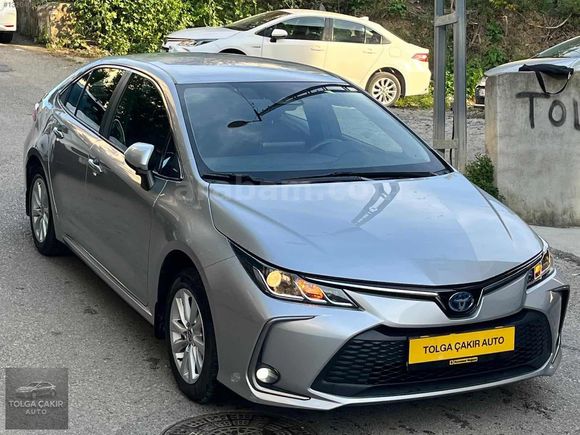 2024-ÇIKIŞLI-86-BİNDE-YENİ-KASA-OTOMATİK-140-BEYGİR-COROLLA