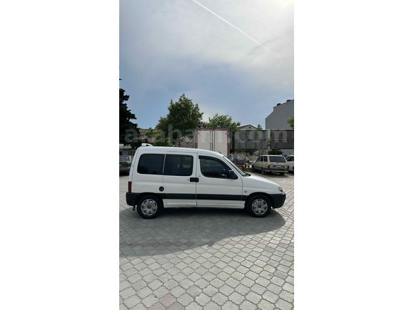 2002 BERLİNGO ÇİFT SÜRGÜ 270.000 KM'DE