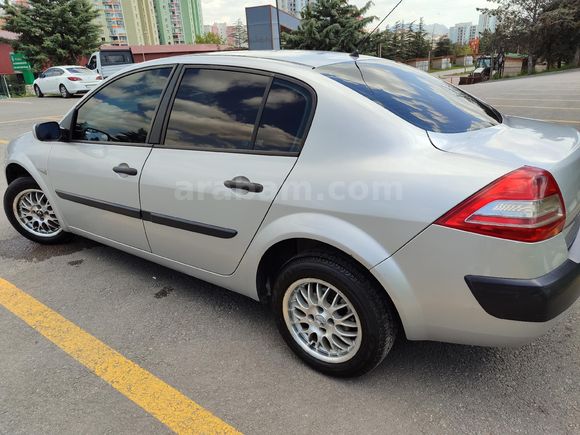 Sahibinden Renault Megane 1.5 dCi Authentique 2008 Model