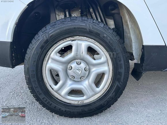 2021 DACİA DUSTER 4X4 HATASIZ 1 BUÇUK PARÇA BOYALI 97 BİN KM