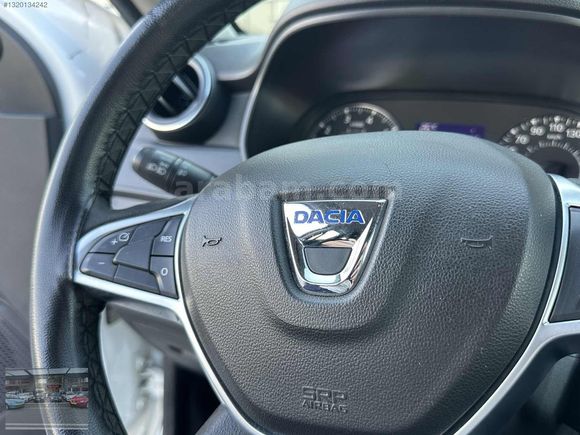 2021 DACİA DUSTER 4X4 HATASIZ 1 BUÇUK PARÇA BOYALI 97 BİN KM
