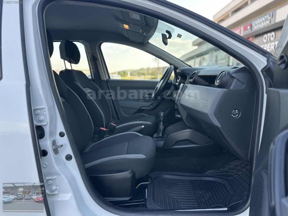 2021 DACİA DUSTER 4X4 HATASIZ 1 BUÇUK PARÇA BOYALI 97 BİN KM