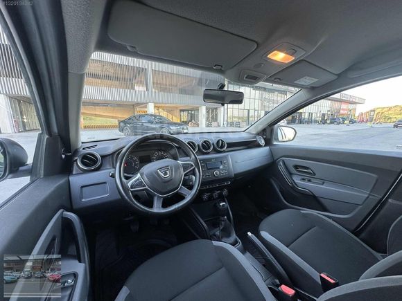 2021 DACİA DUSTER 4X4 HATASIZ 1 BUÇUK PARÇA BOYALI 97 BİN KM