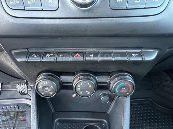 2021 DACİA DUSTER 4X4 HATASIZ 1 BUÇUK PARÇA BOYALI 97 BİN KM