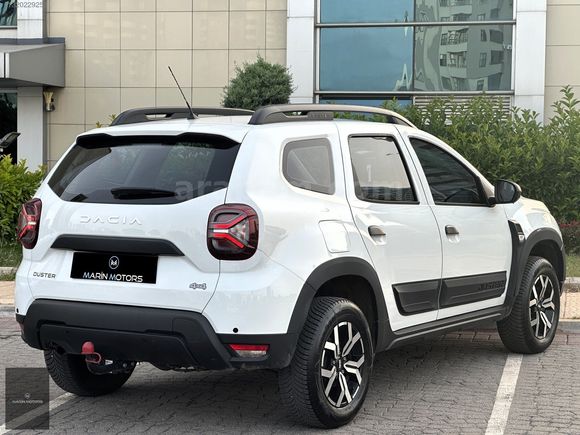 2023 DUSTER 1.5 DCİ 4X4 +ESSENTİAL +13.500 KM +ÇEKİ DEMİRİ