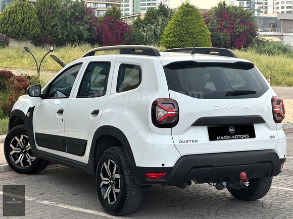 2023 DUSTER 1.5 DCİ 4X4 +ESSENTİAL +13.500 KM +ÇEKİ DEMİRİ