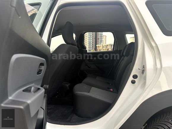 2023 DUSTER 1.5 DCİ 4X4 +ESSENTİAL +13.500 KM +ÇEKİ DEMİRİ