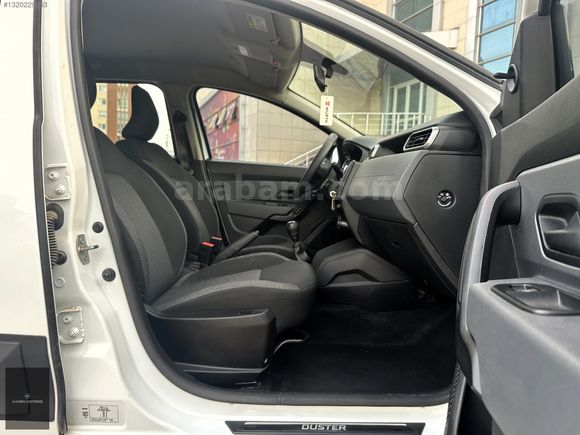 2023 DUSTER 1.5 DCİ 4X4 +ESSENTİAL +13.500 KM +ÇEKİ DEMİRİ