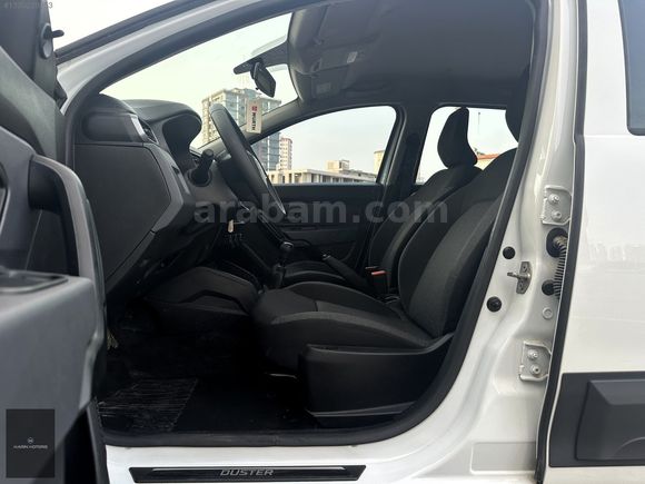 2023 DUSTER 1.5 DCİ 4X4 +ESSENTİAL +13.500 KM +ÇEKİ DEMİRİ