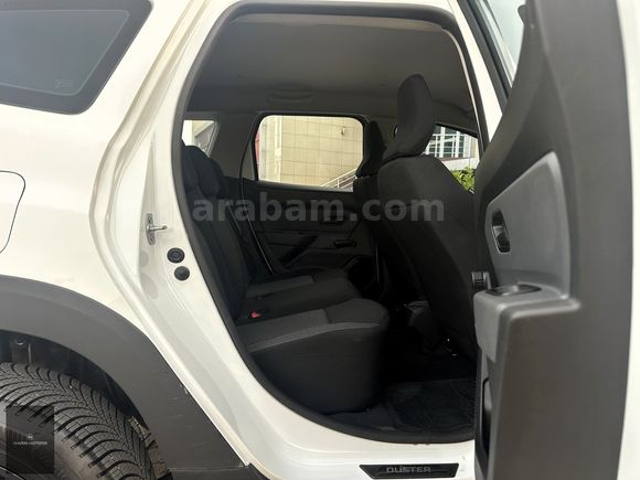2023 DUSTER 1.5 DCİ 4X4 +ESSENTİAL +13.500 KM +ÇEKİ DEMİRİ