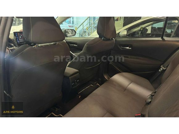 2020 Corolla 1.8 Hybrid Flame X-Pack CAM TAVAN SERVİS BAKIMLI