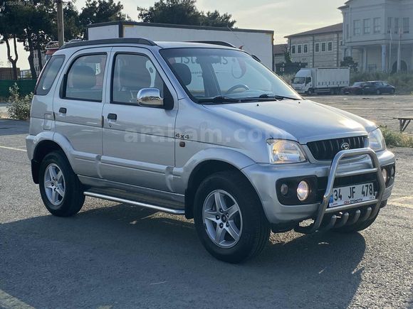 TAM OTOMATİK VİTES*BOYASIZ*DEĞİŞENSİZ*ORJİNAL KM*4X4*BAKIMLI*