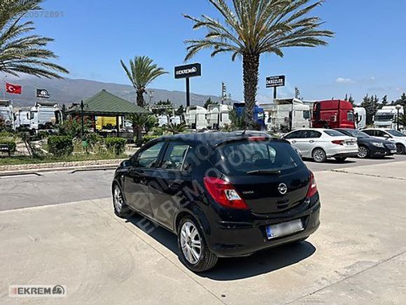 EKREMDEN 2012 MODEL OPEL CORSA 1.4 ENJOY