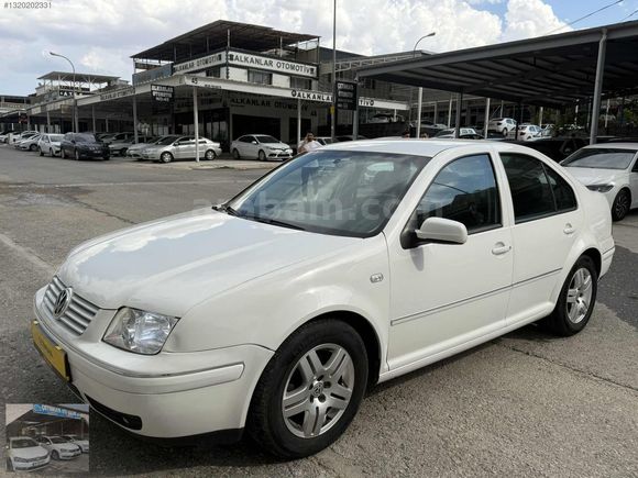 2004 BORA OTOMATİK BENZİNLİ LPGLİ