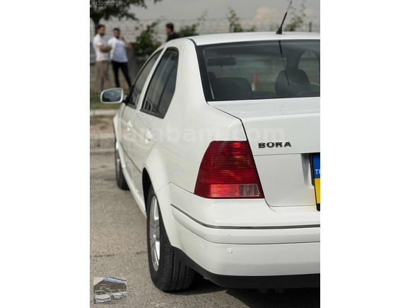 2004 BORA OTOMATİK BENZİNLİ LPGLİ