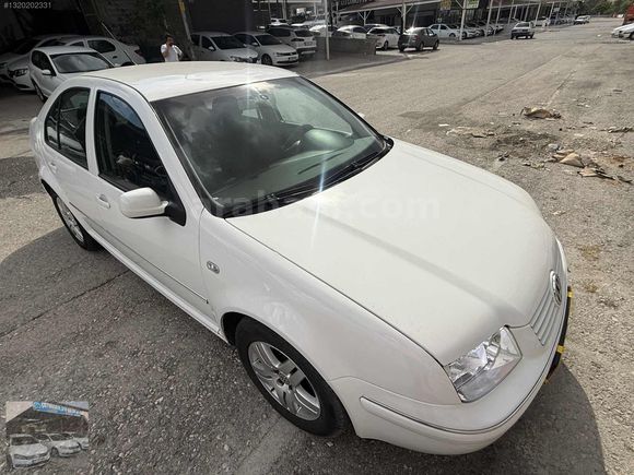 2004 BORA OTOMATİK BENZİNLİ LPGLİ