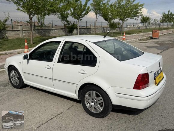2004 BORA OTOMATİK BENZİNLİ LPGLİ
