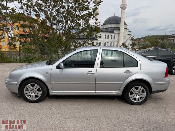 AKÇADAN 2004 MODEL ORJİNAL 1.6 16V OTOMATİK BORA PACİFİC