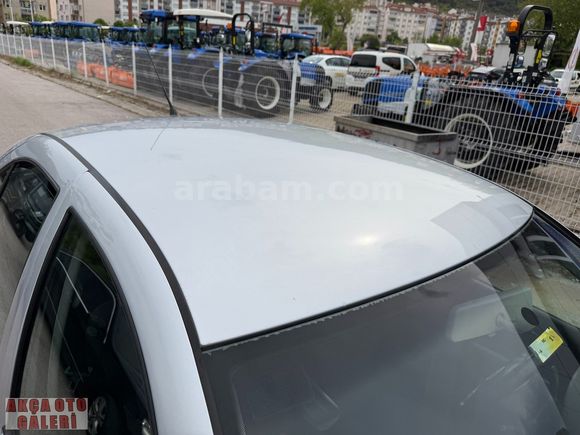 AKÇADAN 2004 MODEL ORJİNAL 1.6 16V OTOMATİK BORA PACİFİC
