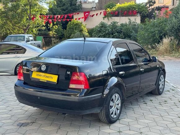 Temiz bakımlı az km li 235.000