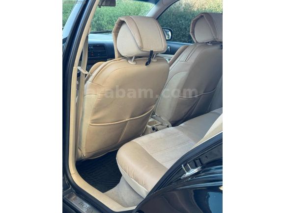 Temiz bakımlı az km li 235.000