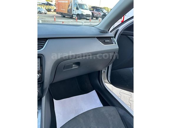 Sahibinden Skoda Octavia 1.6 TDI Style 2016 Model