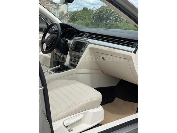 SENE AUTO'DAN EMSALSİZ PASSAT