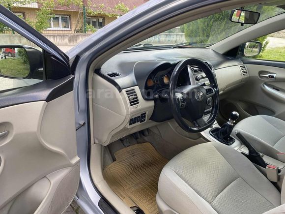 2010 MODEL TOYOTA COROLLA LANSMAN RENK