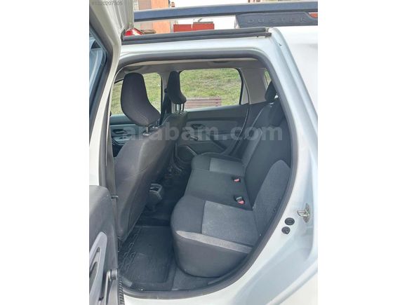 102 BİN KM 4x4 HATASIZ BOYASIZ TRAMERSİZ DUSTER