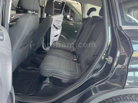 2015 FORD KUGA 1.5 Trend X MANUEL BAKIMLI DÜŞÜK KM