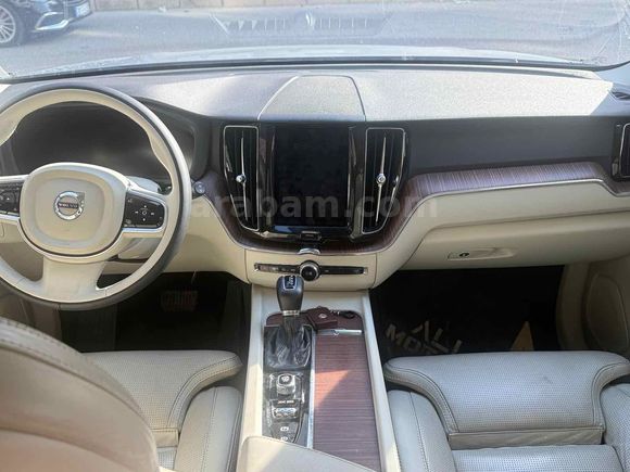 Sahibinden Volvo XC60 2.0 D4 Inscription 2017 Model 