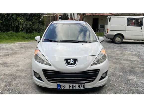Sahibinden Peugeot 207 1.4 VTi Active 2012 Model 