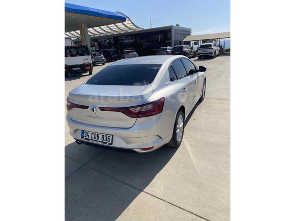 Sahibinden Renault Megane 1.5 Blue DCI Touch 2019 Model 
