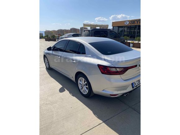 Sahibinden Renault Megane 1.5 Blue DCI Touch 2019 Model 