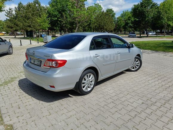 MÜKEMMEL KONDÜSYONLU AİLE ARACI HASAR KAYITSIZ