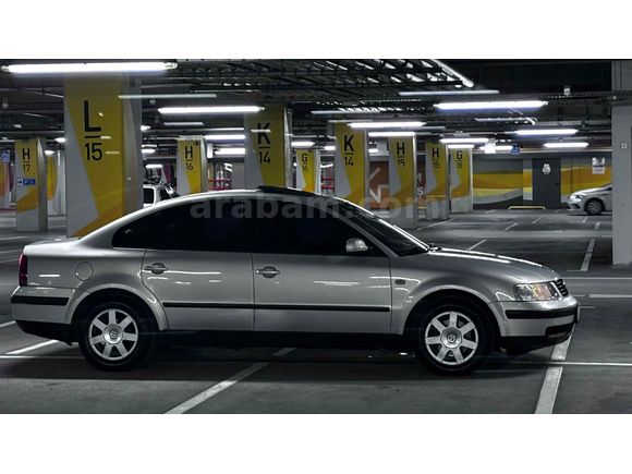 Passat 1.8 T Highline Motor Yeni 1999 Model 