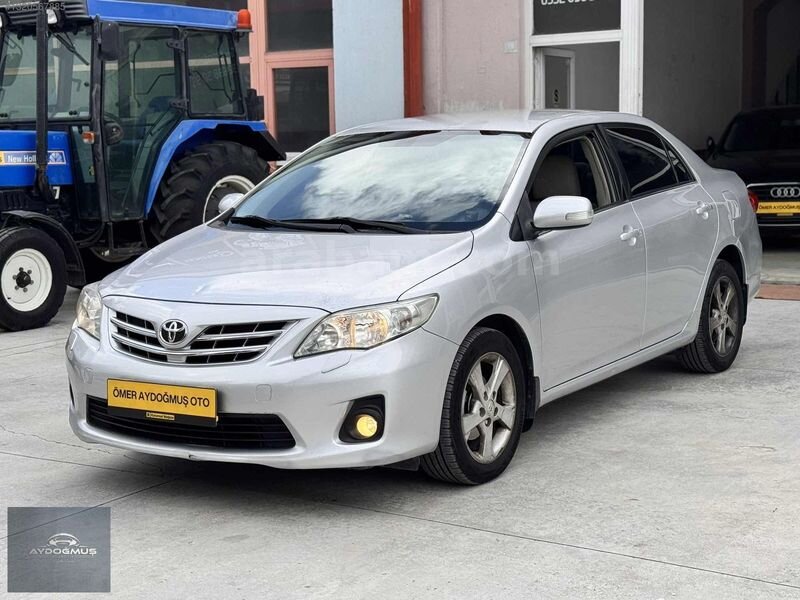 Galeriden Toyota Corolla 1.4 D-4D Elegant 2011 Model Afyonkarahisar 213.000 km Gri