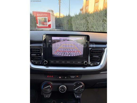 SERVIS BAKIMLI/GARANTİLİ DÜŞÜK KM KİA STONİC