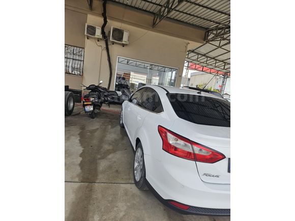 Sahibinden Ford Focus 1.6 Ti-VCT Trend X 2014 Model