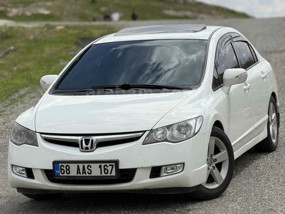 Sahibinden Honda Civic 1.6i VTEC Elegance HATASIZ