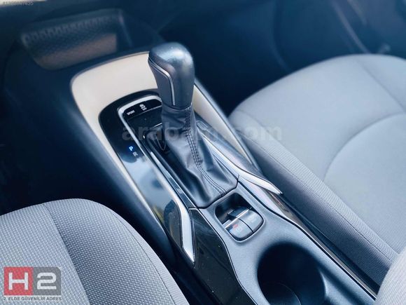 "H2'DEN"%2.00 KREDİ KAMPANYALI" 2022 COROLLA DREAM MULTIDRIVE-S